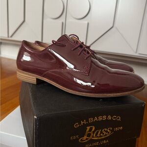 G.H. Bass & Co. Men's Glossy Maroon Oxfords